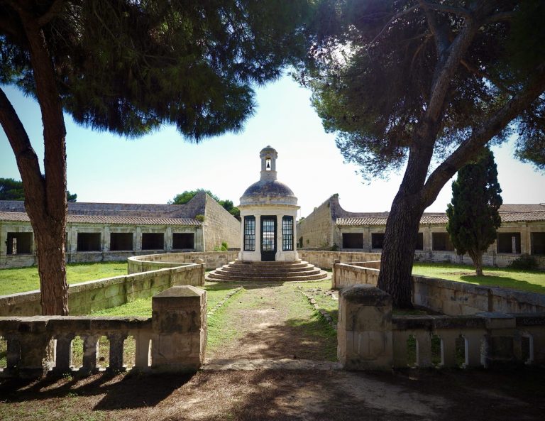 The Spanish Quarantine Island Residency Where Artists Disconnect—and Phones Are Banned